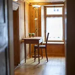 Chasa Broel Mitten In Ardez