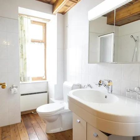 Holiday home Chasa Broel Mitten In *