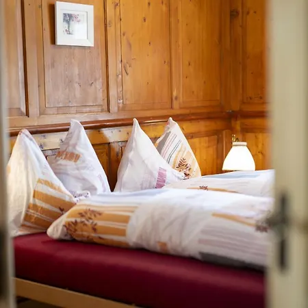 Chasa Broel Mitten In Holiday home *