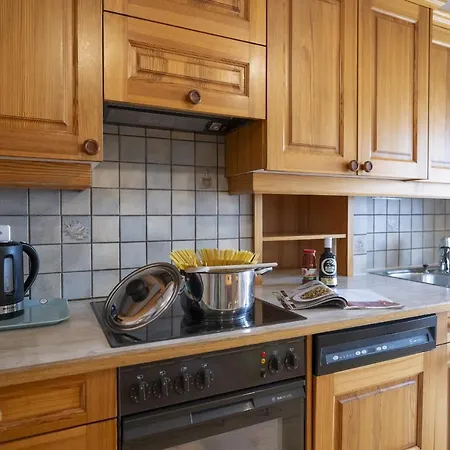 Chasa Broel Mitten In Ardez