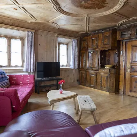 Chasa Broel Mitten In Holiday home