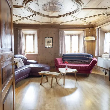 Chasa Broel Mitten In Holiday home Ardez