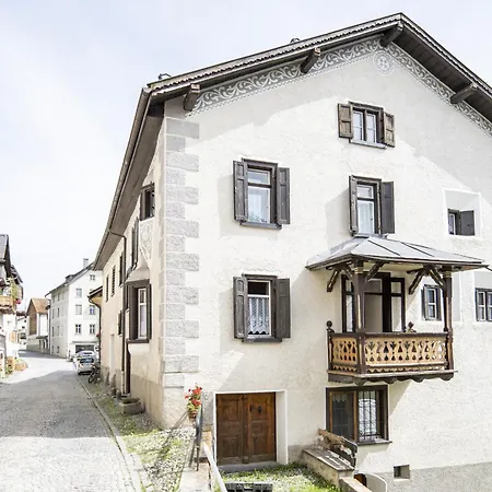 Chasa Broel Mitten In Holiday home