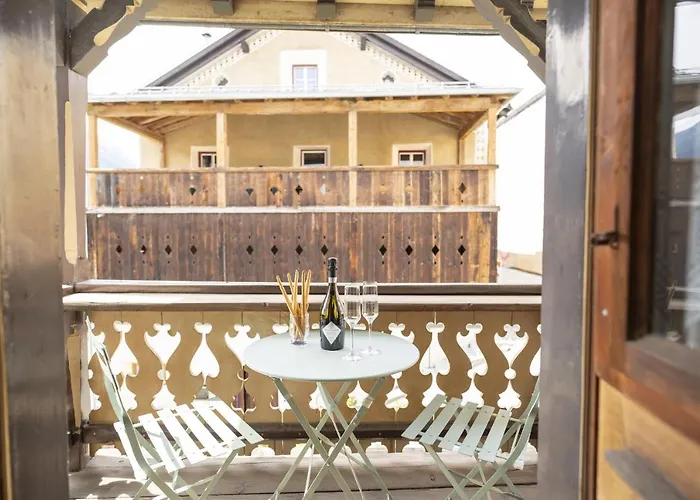 בית נופש Chasa Broel Mitten In